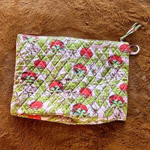 Vera Bradley Pouch